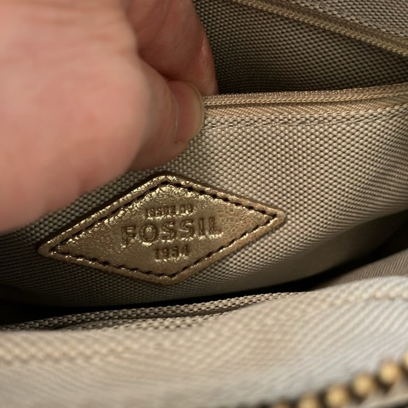 Fossil Campbell Sling Bag in Metallic Gold EUC - Picture 7 of 12